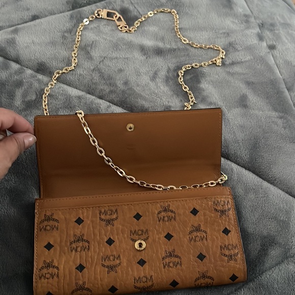 MCM wallet 100% Authentic - Picture 13 of 16